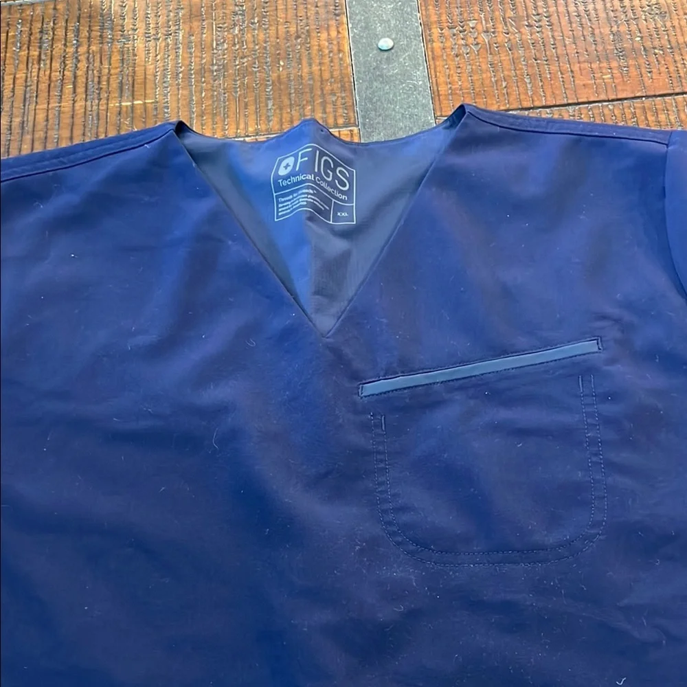 Navy Blue FIG Scrub Top - Lot of 4 - Picture 5 of 5